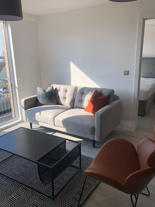 3 Bedroom Apartment Free Parking Манчестер Экстерьер фото